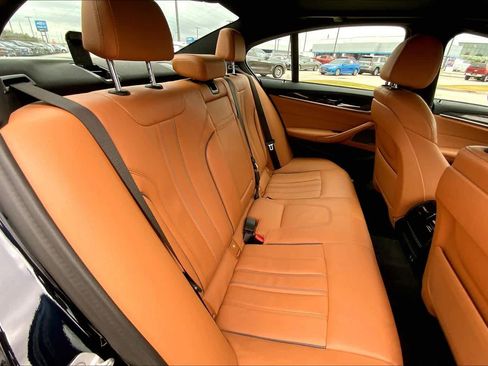 Used 2023 BMW 540i w/ M Sport Package image 19