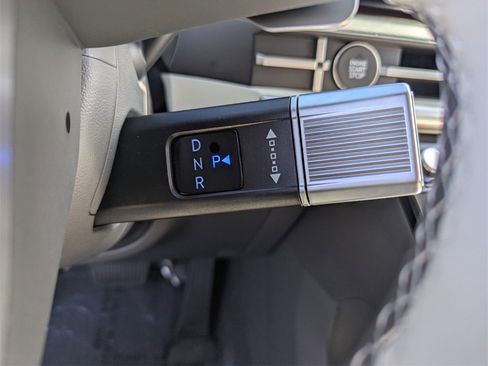 Used 2025 Hyundai Santa Fe Calligraphy image 28