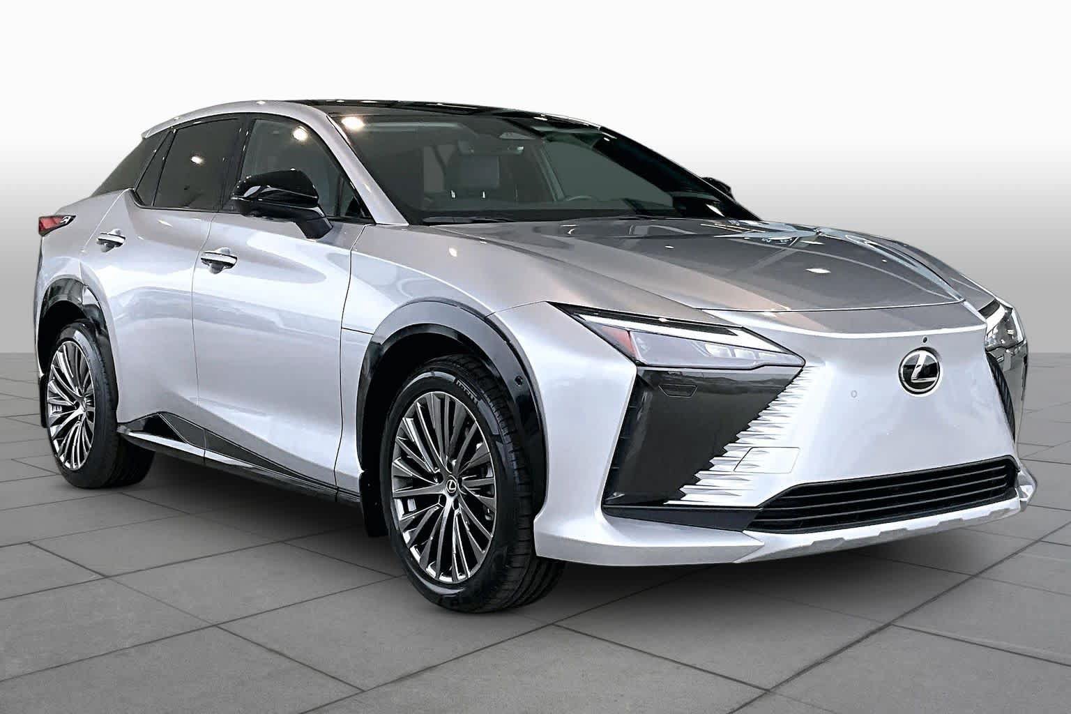Used 2023 Lexus RZ 450e Premium w/ Accessory Package (A2) AWD/4WD image 2