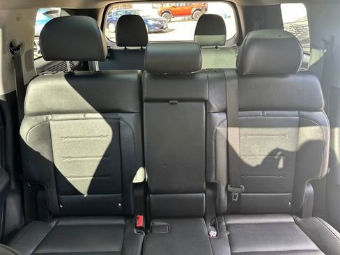 Certified 2024 Hyundai Santa Fe Limited image 17