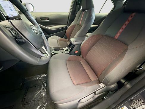 Used 2025 Toyota Corolla SE FWD image 11