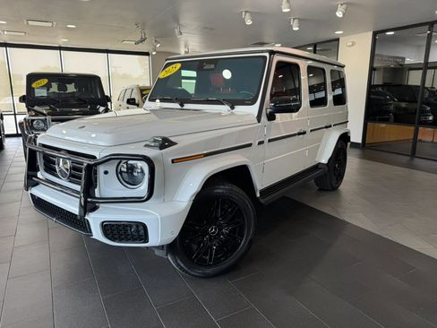 Used 2025 Mercedes-Benz G 550 image 2