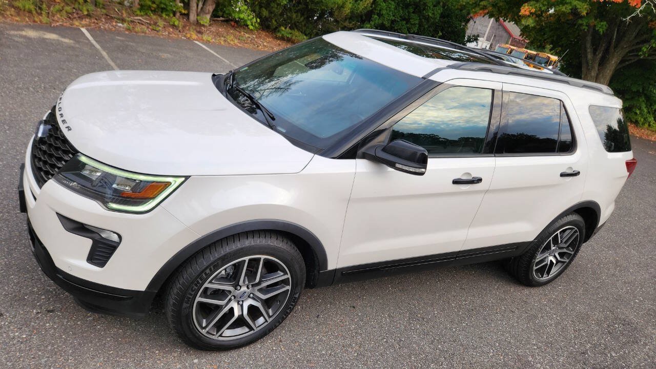 Used 2018 Ford Explorer Sport w/ Equipment Group 401A AWD/4WD image 7