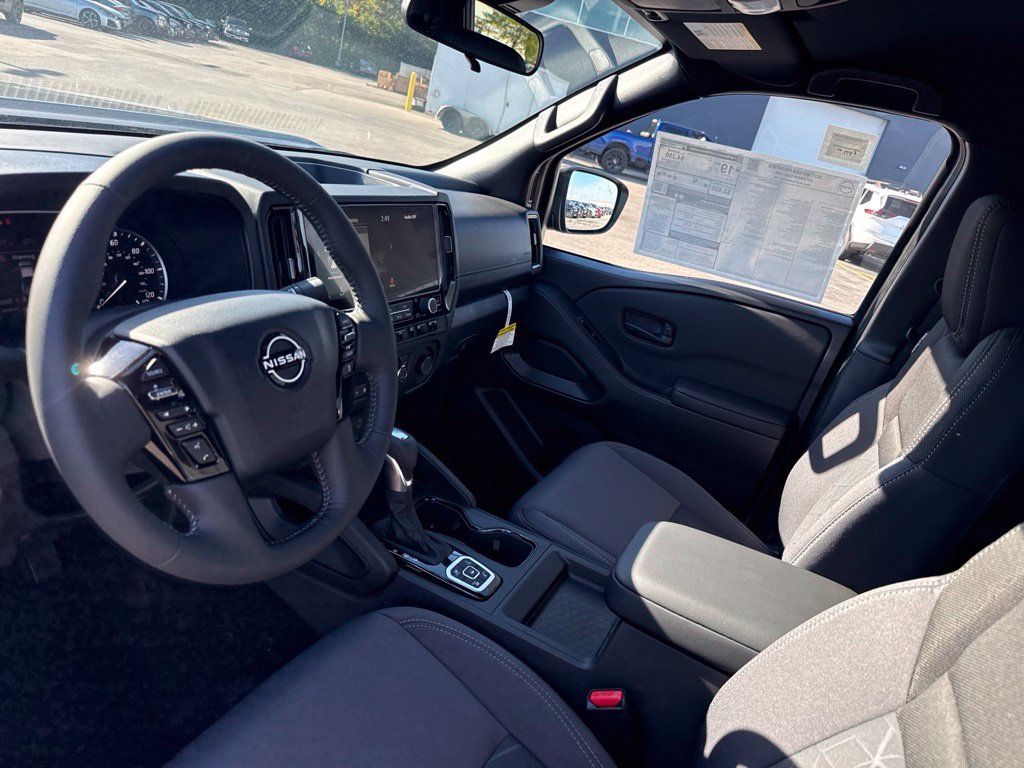 New 2027 Nissan Frontier SV w/ SV Convenience Package AWD/4WD image 12