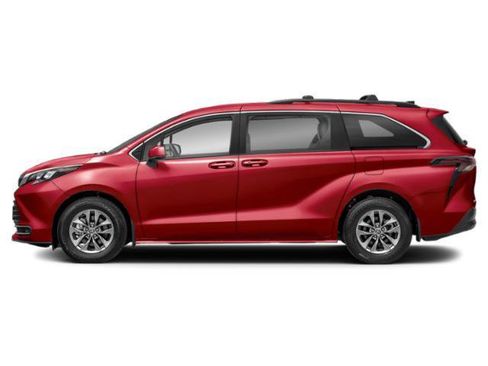 New 2026 Toyota Sienna LE image 3