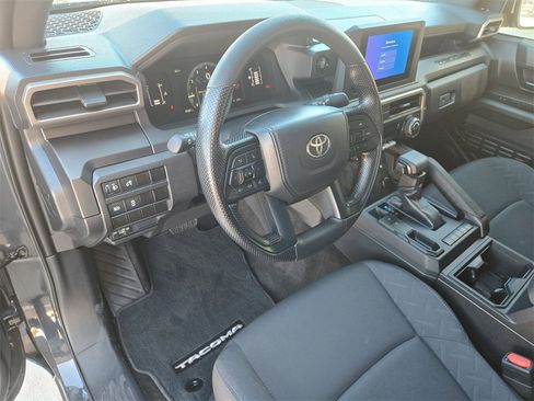 Used 2025 Toyota Tacoma SR image 11