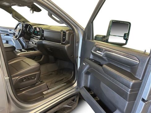 Used 2024 Chevrolet Silverado 3500 LTZ w/ LTZ Plus Package image 23