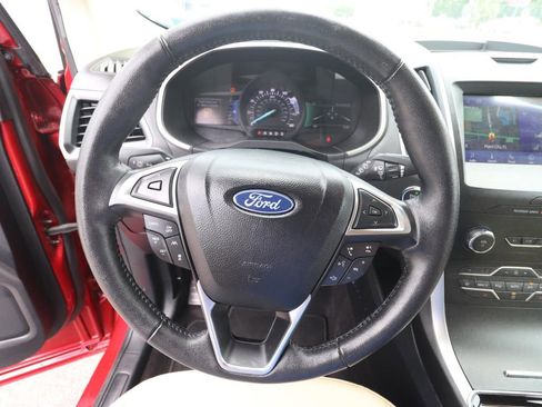 Used 2020 Ford Edge SEL w/ Convenience Package FWD image 18