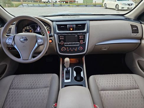 Used 2017 Nissan Altima 2.5 S w/ Power Driver Seat Package image 35