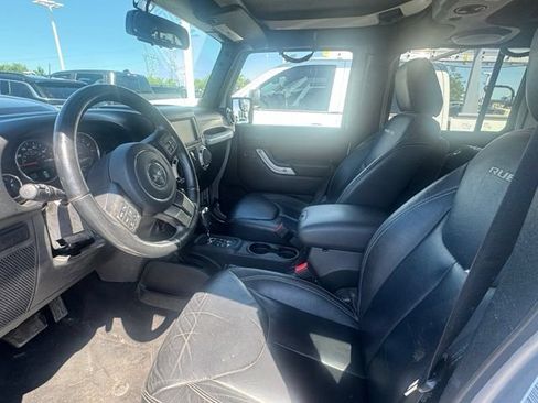 Used 2014 Jeep Wrangler Unlimited Rubicon w/ Dual Top Group AWD/4WD image 9