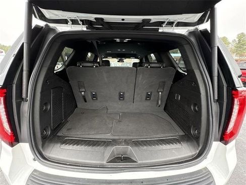 Used 2023 GMC Yukon SLT image 23