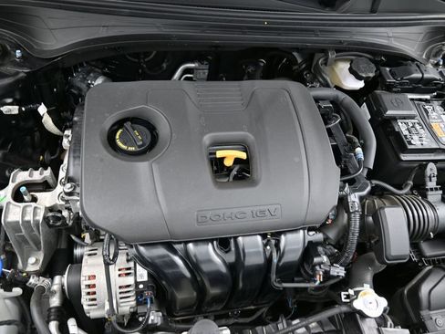 Used 2023 Kia Forte LXS FWD image 16