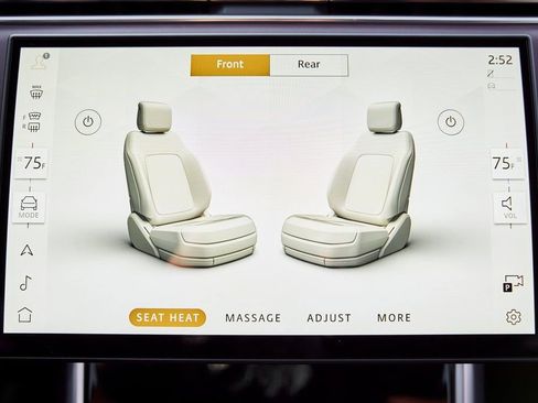 Used 2025 Land Rover Range Rover SE image 69