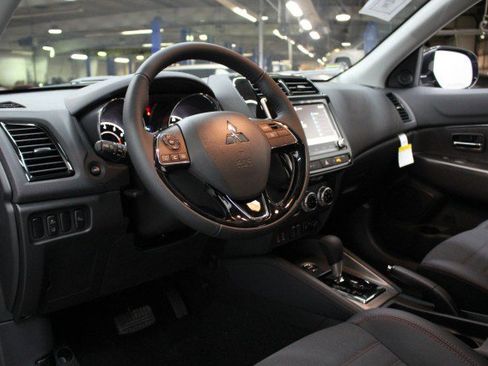 New 2026 Mitsubishi Outlander Sport SE image 5