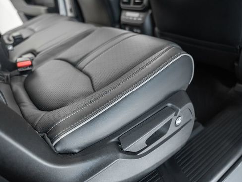 Used 2023 Honda Pilot Elite image 35