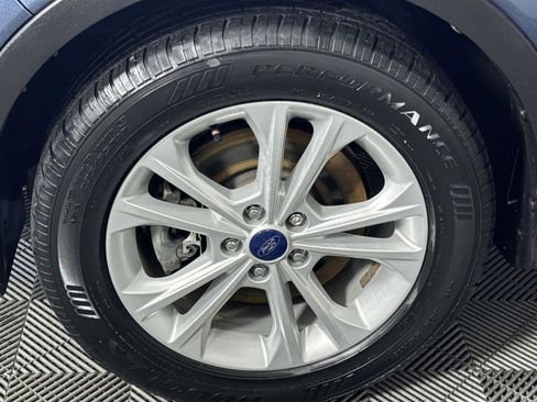 Used 2018 Ford Escape SEL image 10