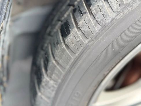 Used 2012 Toyota Highlander Limited image 30