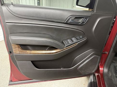 Used 2017 Chevrolet Suburban LS AWD/4WD image 23