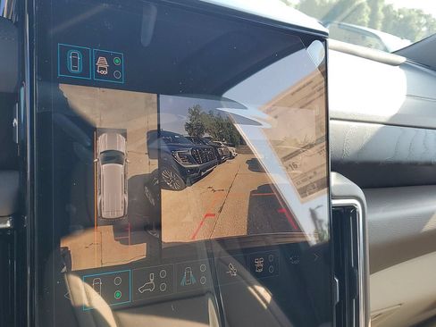 New 2026 GMC Yukon Denali w/ Denali Reserve Package AWD/4WD image 22