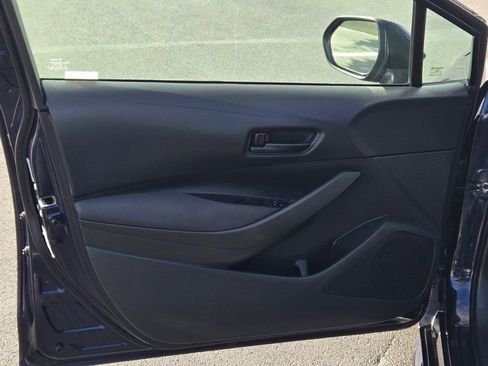 Used 2022 Toyota Corolla LE image 15