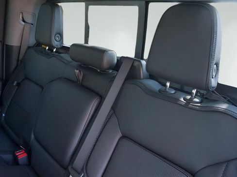 Used 2025 GMC Sierra 1500 Denali AWD/4WD image 24