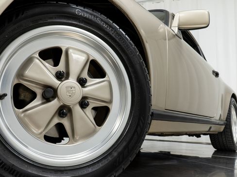 Used 1986 Porsche 911 Carrera image 32