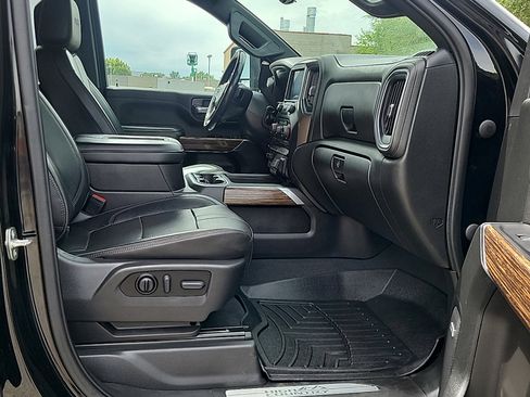 Used 2022 Chevrolet Silverado 3500 High Country w/ Technology Package AWD/4WD image 10