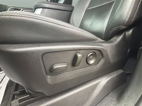 Used 2024 Chevrolet Silverado 2500 LTZ w/ LTZ Premium Package image 13