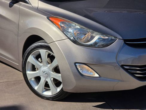 Used 2012 Hyundai Elantra Limited w/ Technology Pkg 5 image 5