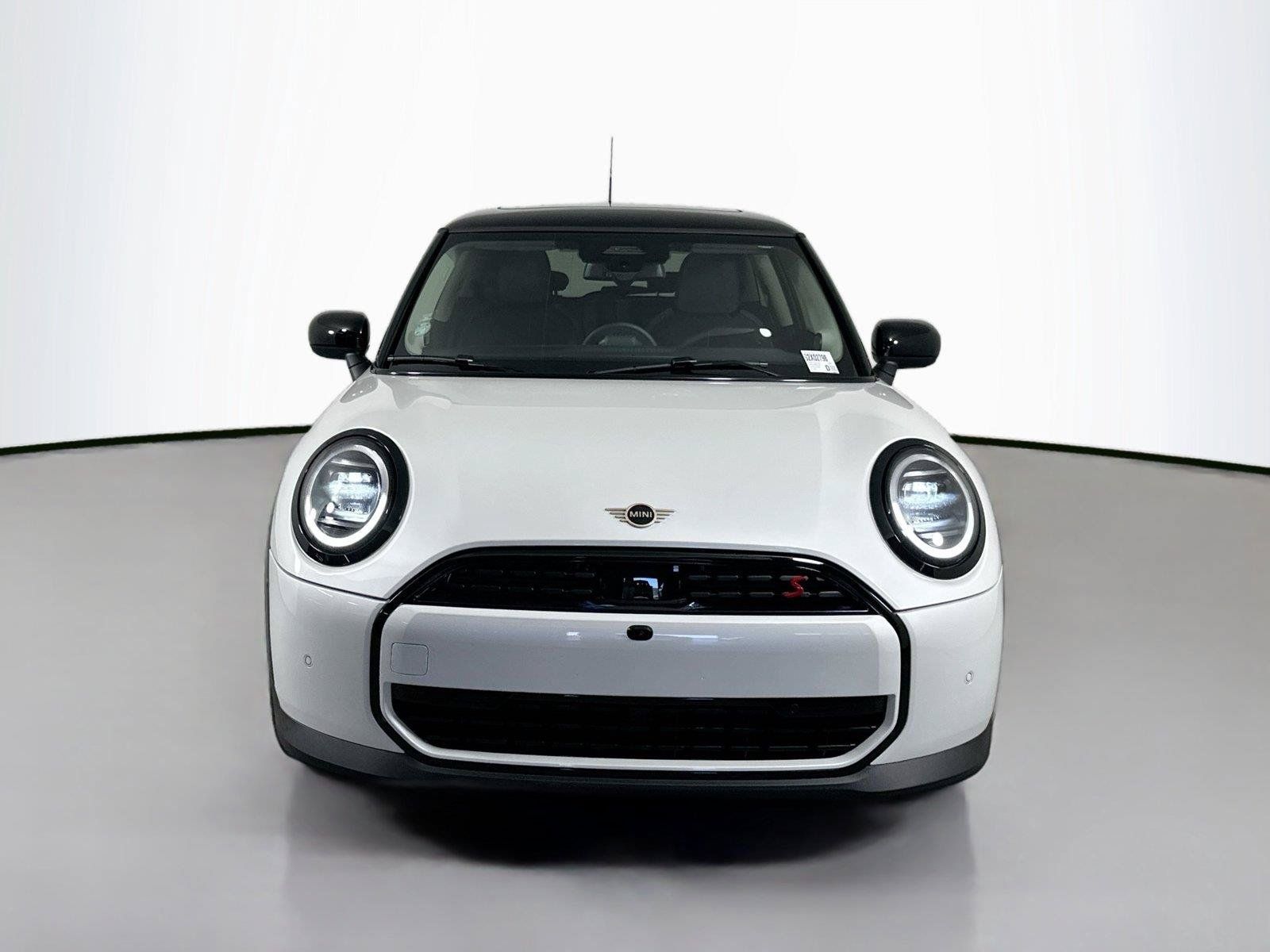 Used 2025 MINI Cooper S FWD image 2