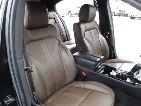 Used 2016 Lincoln MKS AWD w/ Equipment Group 101A image 24