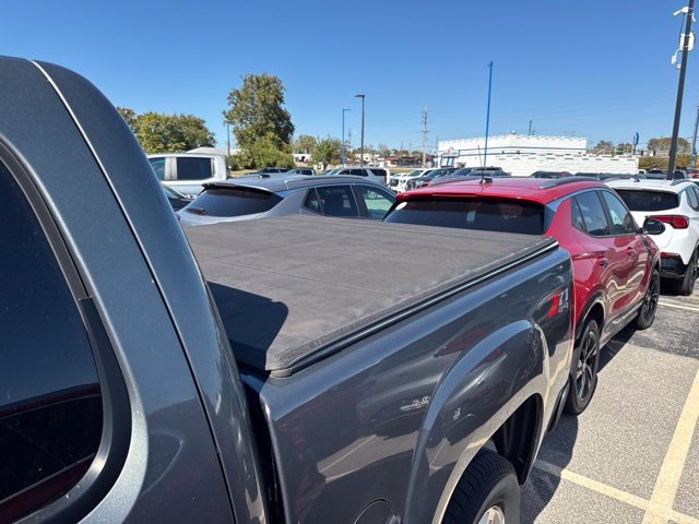 Used 2011 GMC Sierra 1500 SLE w/ Power Tech Package AWD/4WD image 10