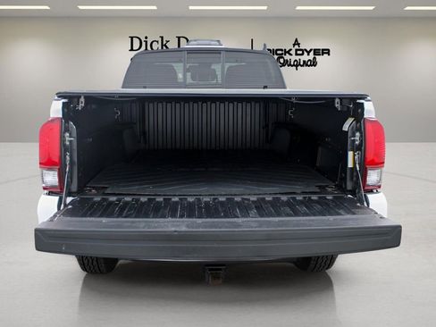 Used 2021 Toyota Tacoma SR image 15