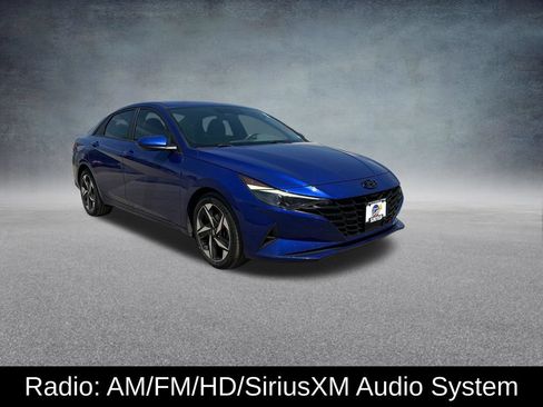 Used 2023 Hyundai Elantra SEL w/ Convenience Package FWD image 8