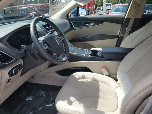 Used 2019 Lincoln Nautilus Reserve AWD/4WD image 24
