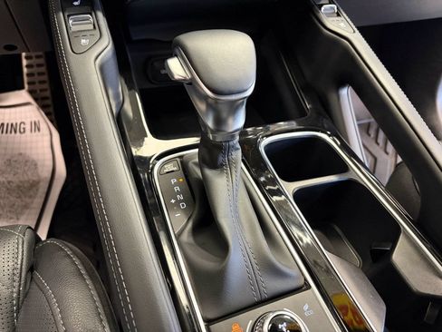 Used 2025 Kia Telluride SX X-Line AWD/4WD image 31