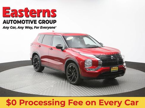 Used 2022 Mitsubishi Outlander SE FWD image 50