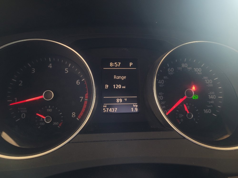 Used 2017 Volkswagen Jetta SE FWD image 23