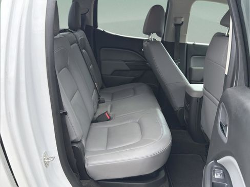 Used 2015 Chevrolet Colorado LT w/ Luxury Package image 35