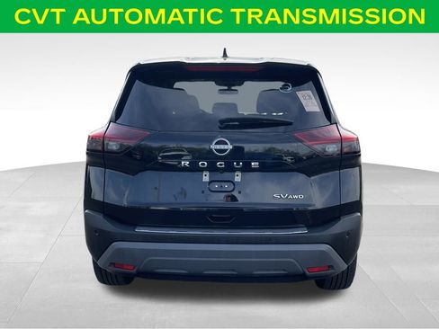 Used 2023 Nissan Rogue SV image 10
