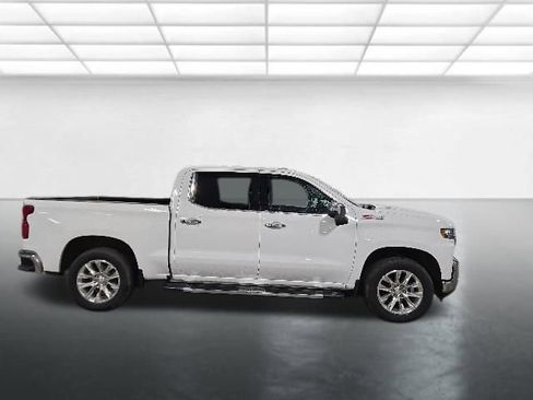 Used 2021 Chevrolet Silverado 1500 LTZ w/ Z71 Off-Road Package AWD/4WD image 3