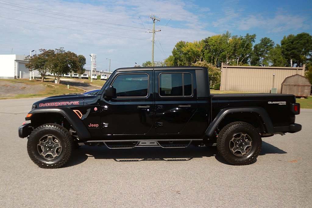 Used 2022 Jeep Gladiator Mojave w/ Cold Weather Group AWD/4WD image 4