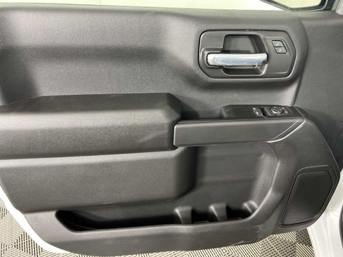 New 2026 GMC Sierra 1500 Pro AWD/4WD image 8