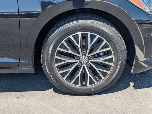 Used 2021 Volkswagen Jetta R-Line FWD image 21