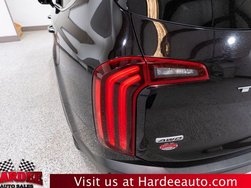 Used 2021 Kia Telluride SX w/ SX Prestige Package AWD/4WD image 9