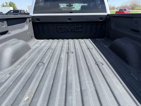 Used 2019 GMC Sierra 2500 SLT w/ Duramax Plus Package image 9