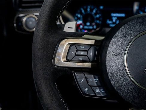 Used 2020 Ford Mustang Shelby GT500 w/ Technology Package image 70