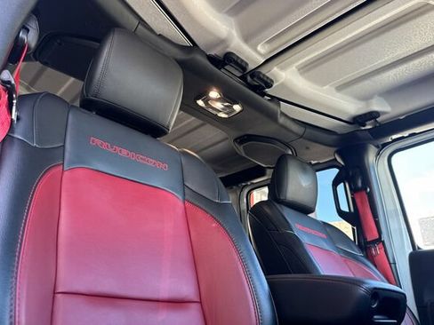 Certified 2023 Jeep Wrangler Unlimited Rubicon 4xe AWD/4WD image 14