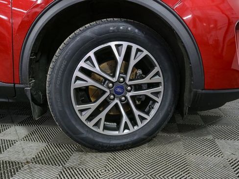 Used 2020 Ford Escape SEL image 15