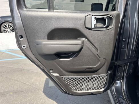 New 2026 Jeep Gladiator Rubicon w/ Steel Power Dome Hood Package AWD/4WD image 26